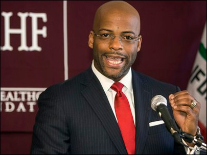 Assemblymember Isadore Hall III (D-AHF), who represents Compton, California