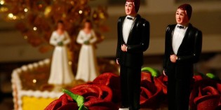 Federal judge strikes down Alabama bans on same-sex marriage Federal judge strikes down Alabama bans on same-sex marriage